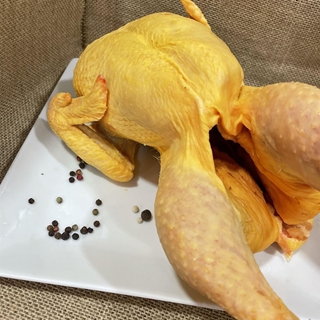 Pollo entero(precio por unidad) - Imagen 1